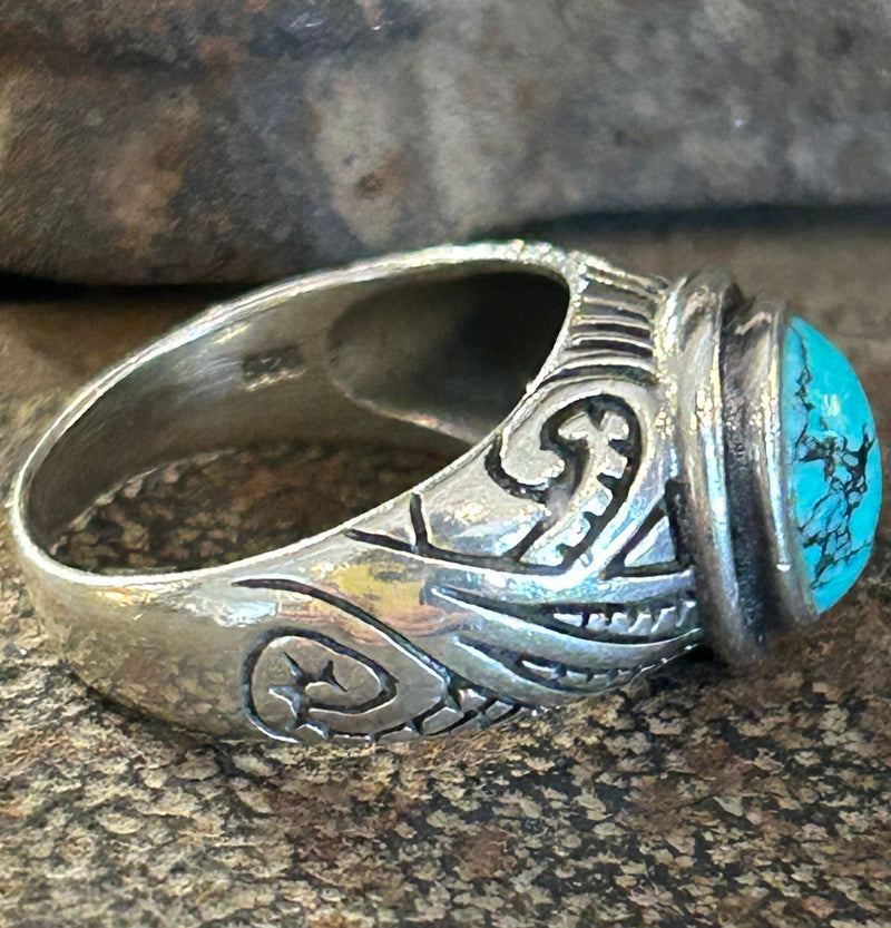 Sterling Silver American Indian Turquoise Ring Size: 6 3/4