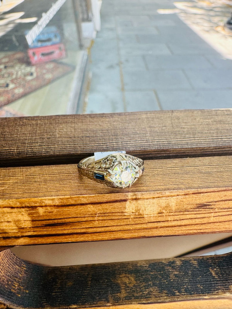 18K Deco filigree 0.91 diamond ring with sapphire