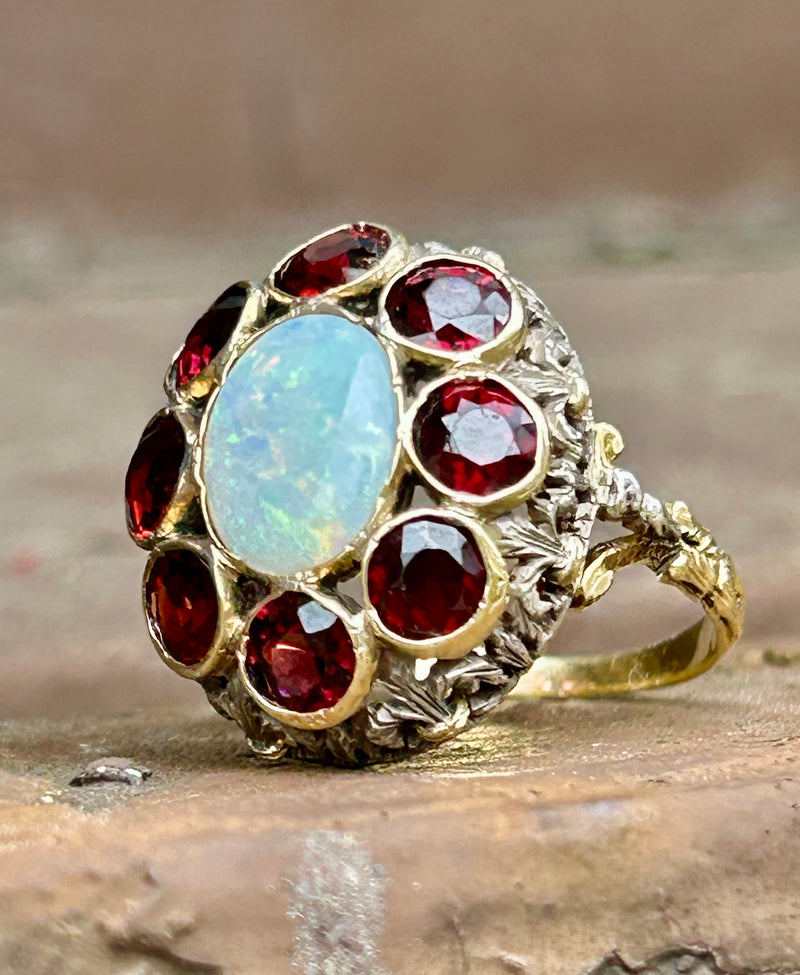 18K Opal and Garnet Ring Deco
