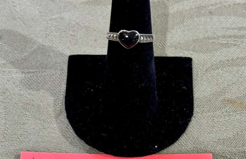 SS Black Onyx Heart Ring