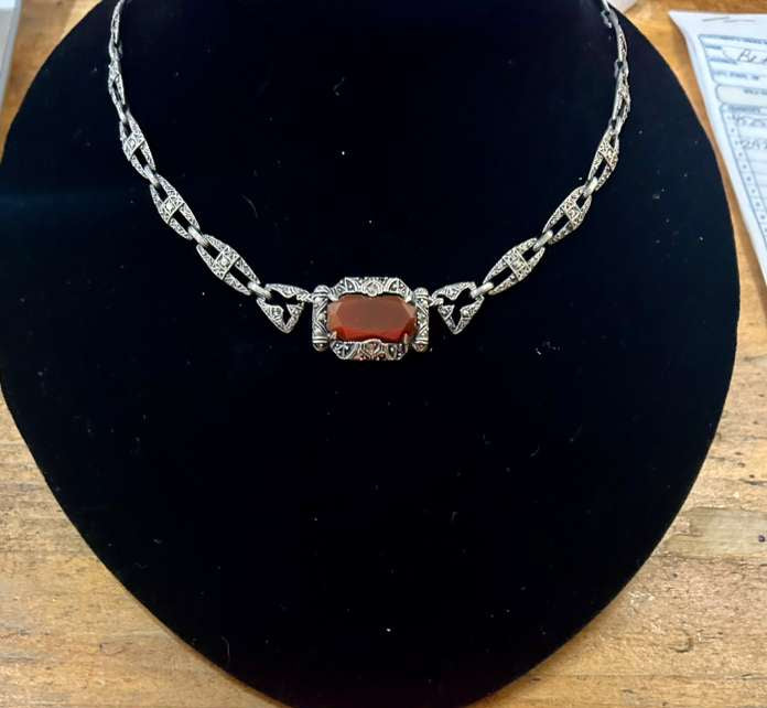 SS Carnelian deco Marc Necklace
