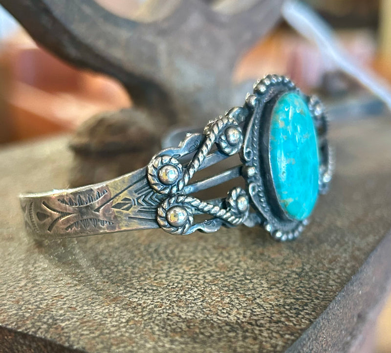 Sterling Silver American Indian Turquoise Cuff