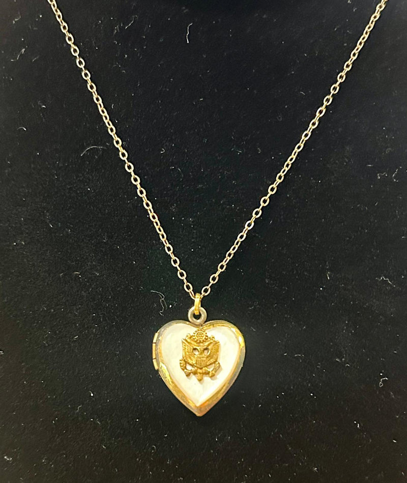 GF Sweetheart neck 1940's locket