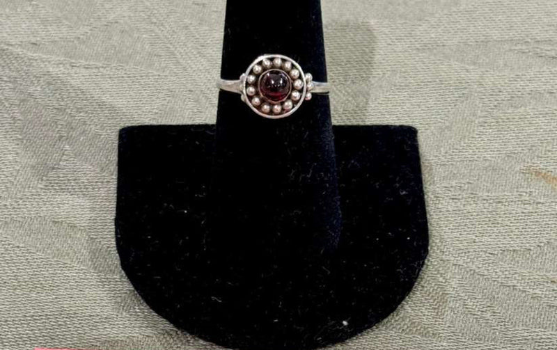 SS Red Garnet Ring
