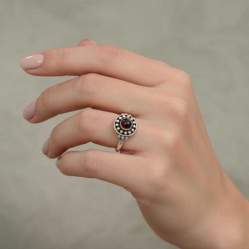 SS Red Garnet Ring