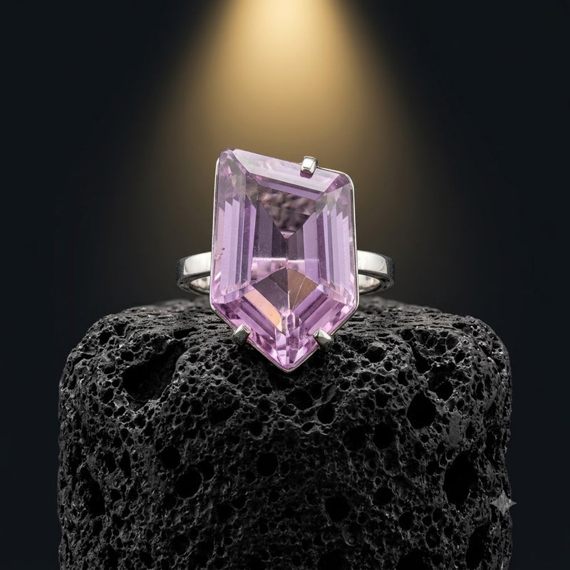 Sterling Silver Vintage Amethyst Ring