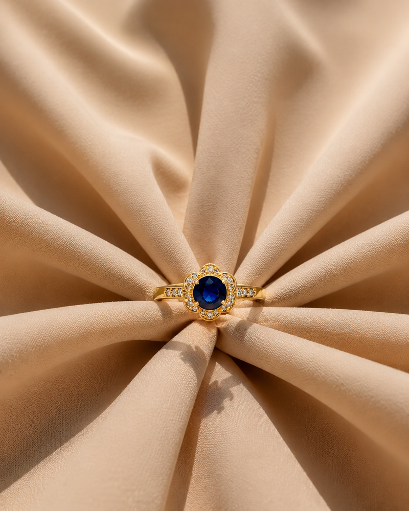 Sapphire Bloom Ring – 18K Gold