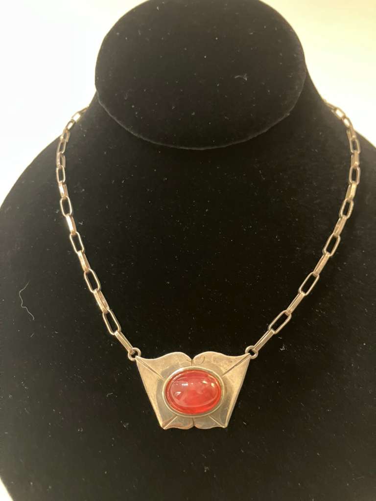 SS amber necklace