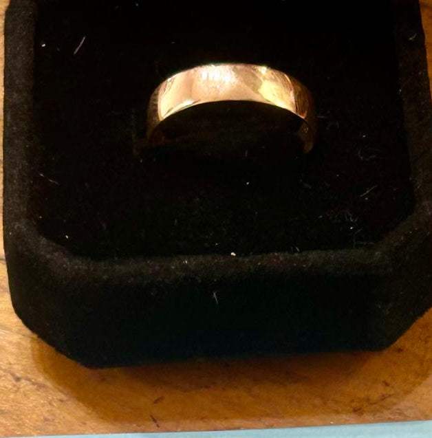 Vintage 1918 14K Gold Plain Band Ring Size 8.5