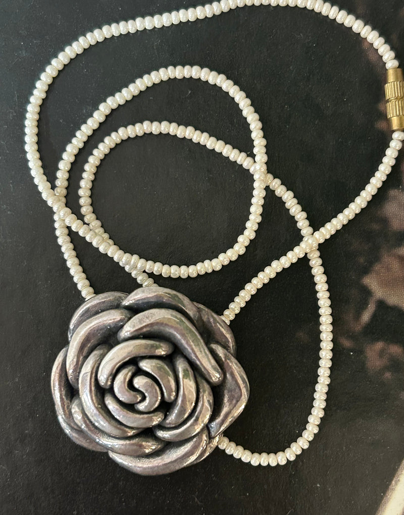 SS Flower on Pearl Chain