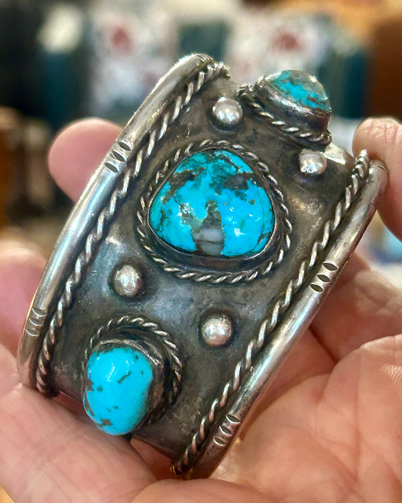 Vintage Navajo Sterling Silver and turquoise cuff