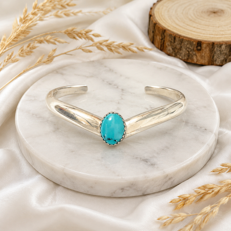 Sterling Silver Single-Stone Turquoise V Cuff