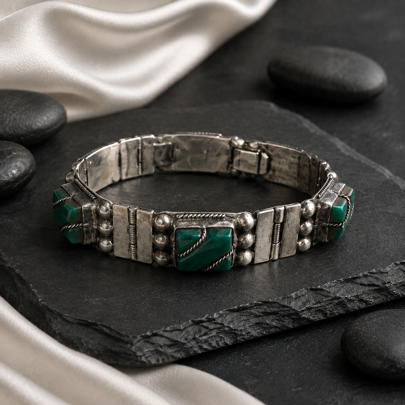 Sterling Silver Green Onyx Bracelet – Vintage Gemstone Bracelet – Elegant Statement Jewelry – 7 1/4"