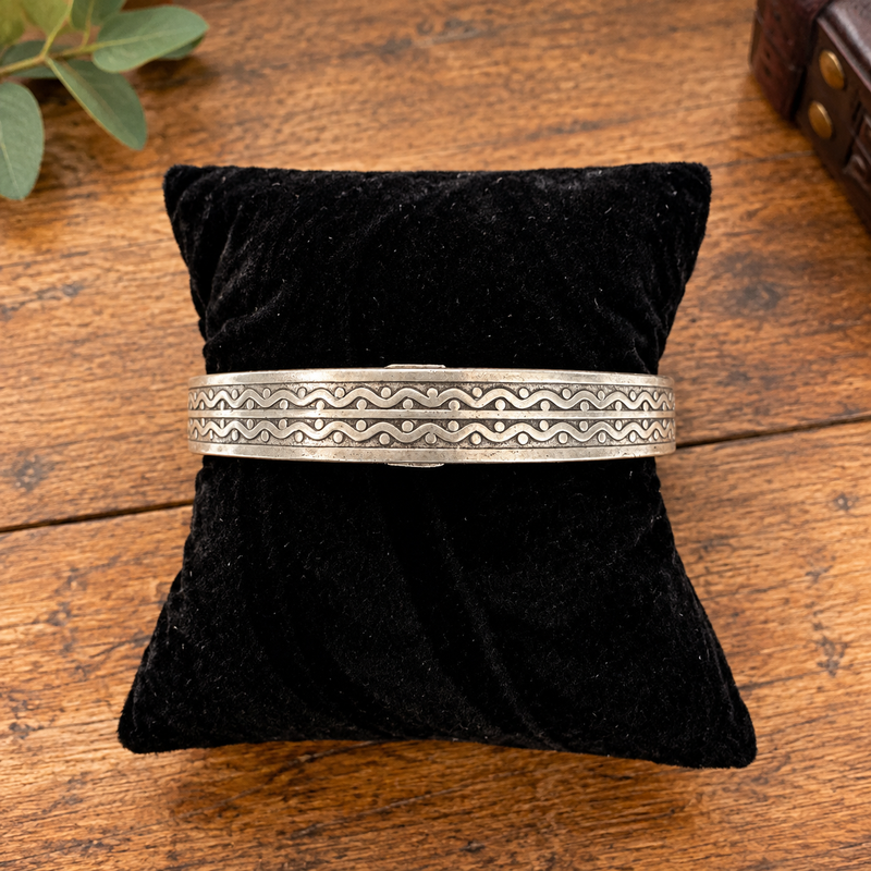 Base metal cuff