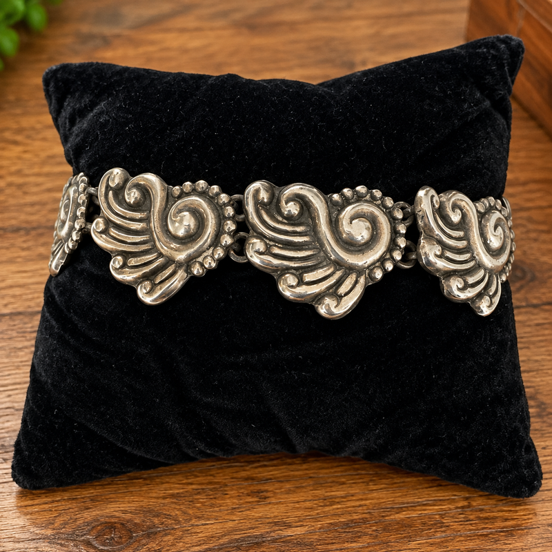Sterling Silver Heavy Link Statement Bracelet.