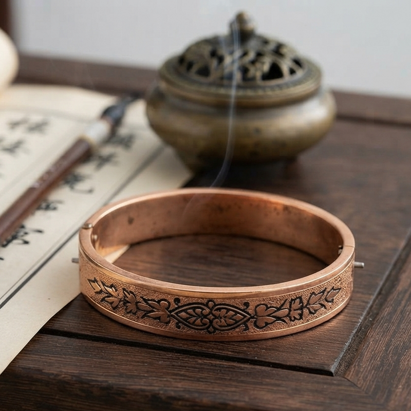 Gold filled Victorian ( 1837- 1901) enamel bangle bracelet