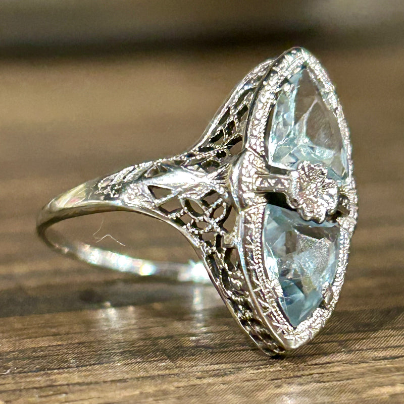 14K Art Deco twin aquamarine filigree ring size 6 1/4