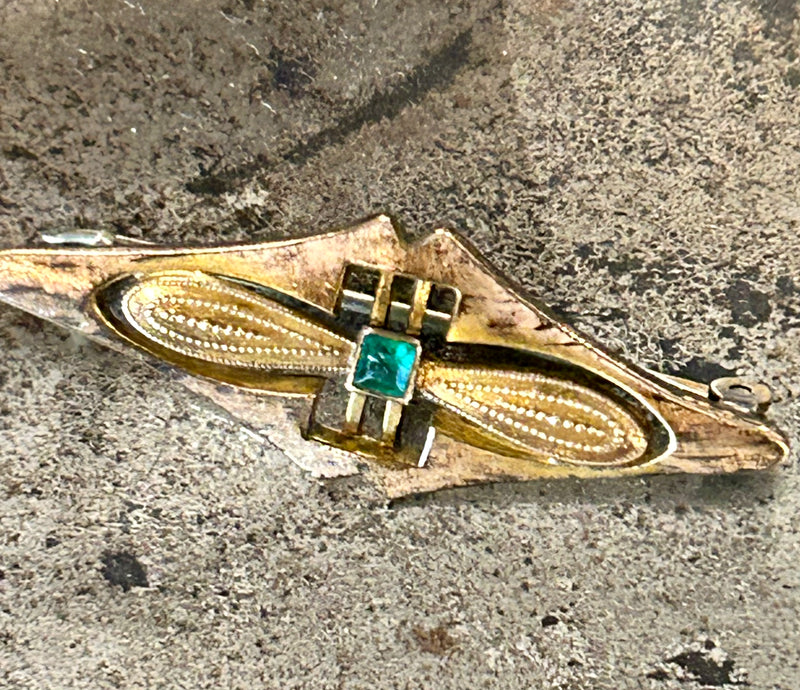 Victorian gold filled bar pin with a green paste center stone 1/2” x 1 1/2” *