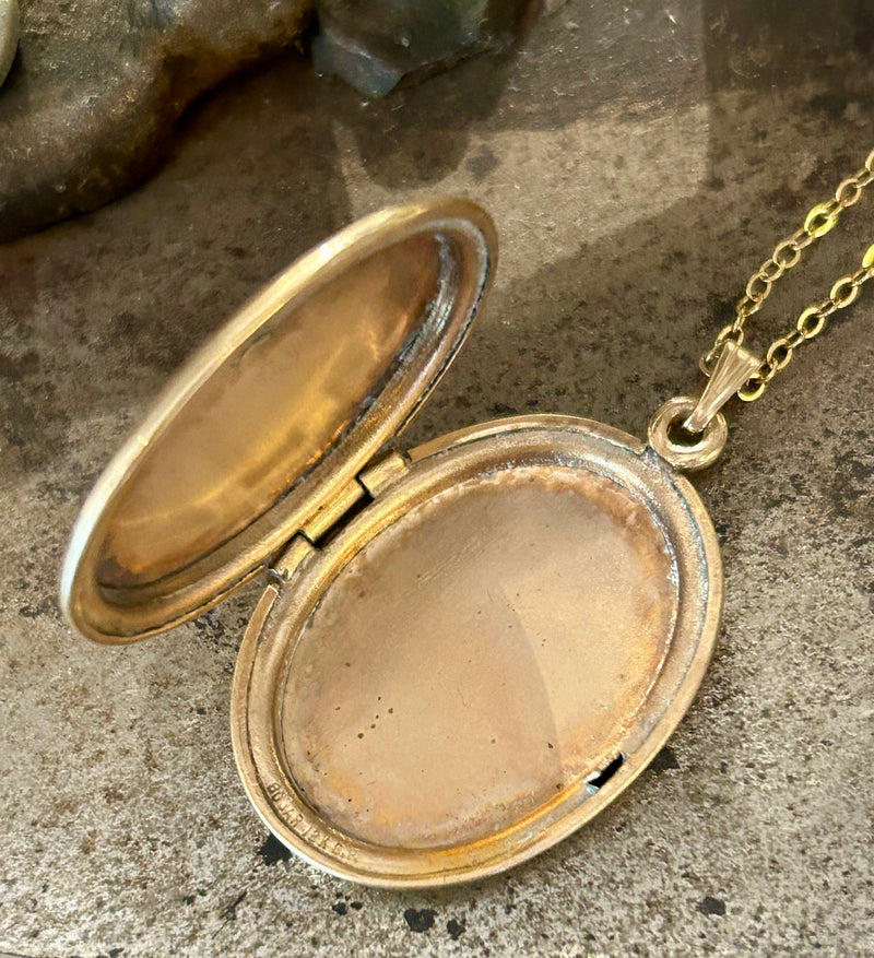 Vintage Gold Filled locket 1” x 1  1/2”