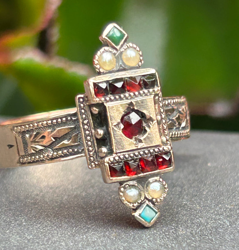 14K Victorian garnet, turquoise, and seed pearl ring size 8