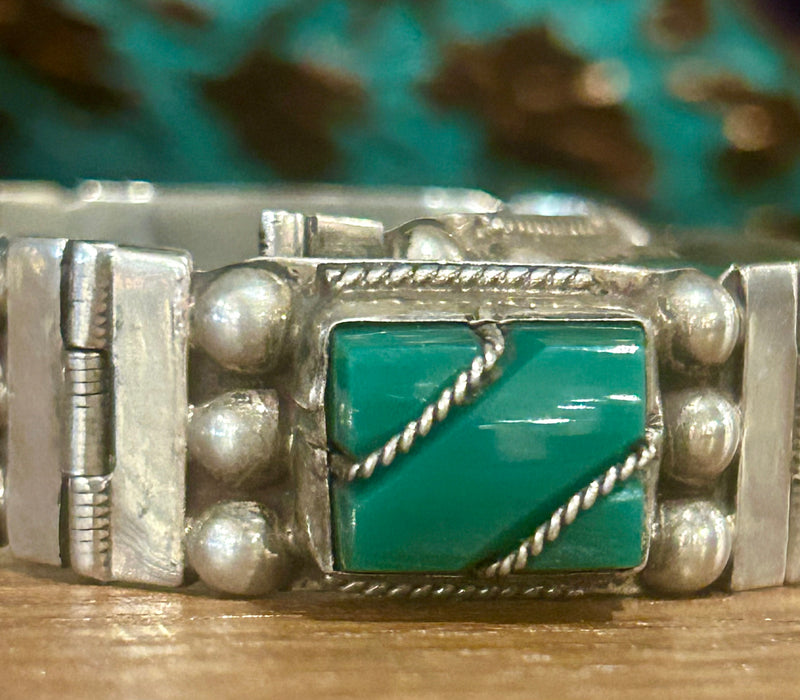 Sterling Silver Green Onyx Bracelet – Vintage Gemstone Bracelet – Elegant Statement Jewelry – 7 1/4"