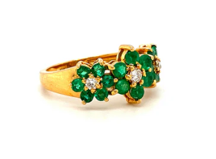 Emerald Floral Bloom Ring – 18K Yellow Gold