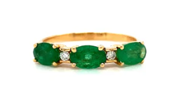 Emerald Trio Spark Ring – 14K Yellow Gold