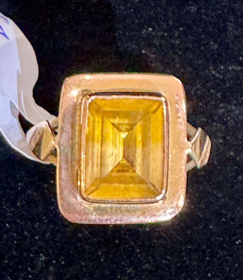 14k yellow gold vintage citrine Ring, size 7