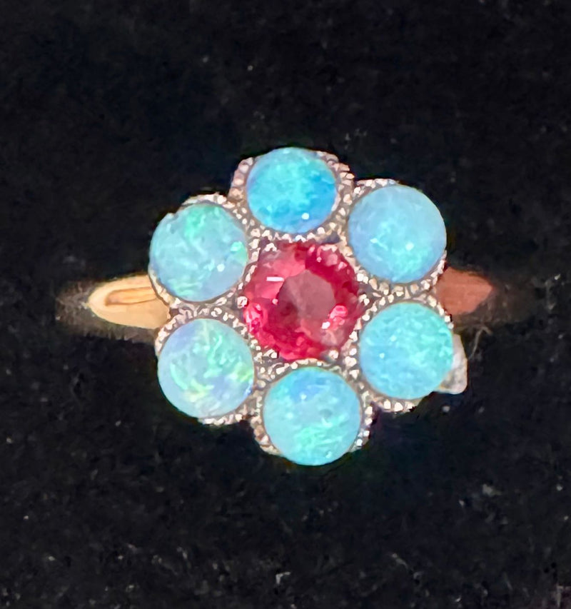 10K Vict opal ring
