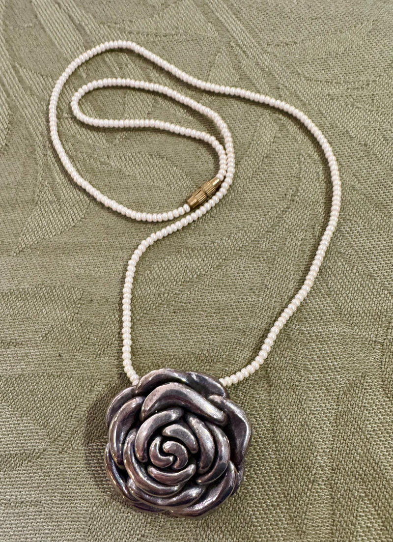 SS Flower on Pearl Chain