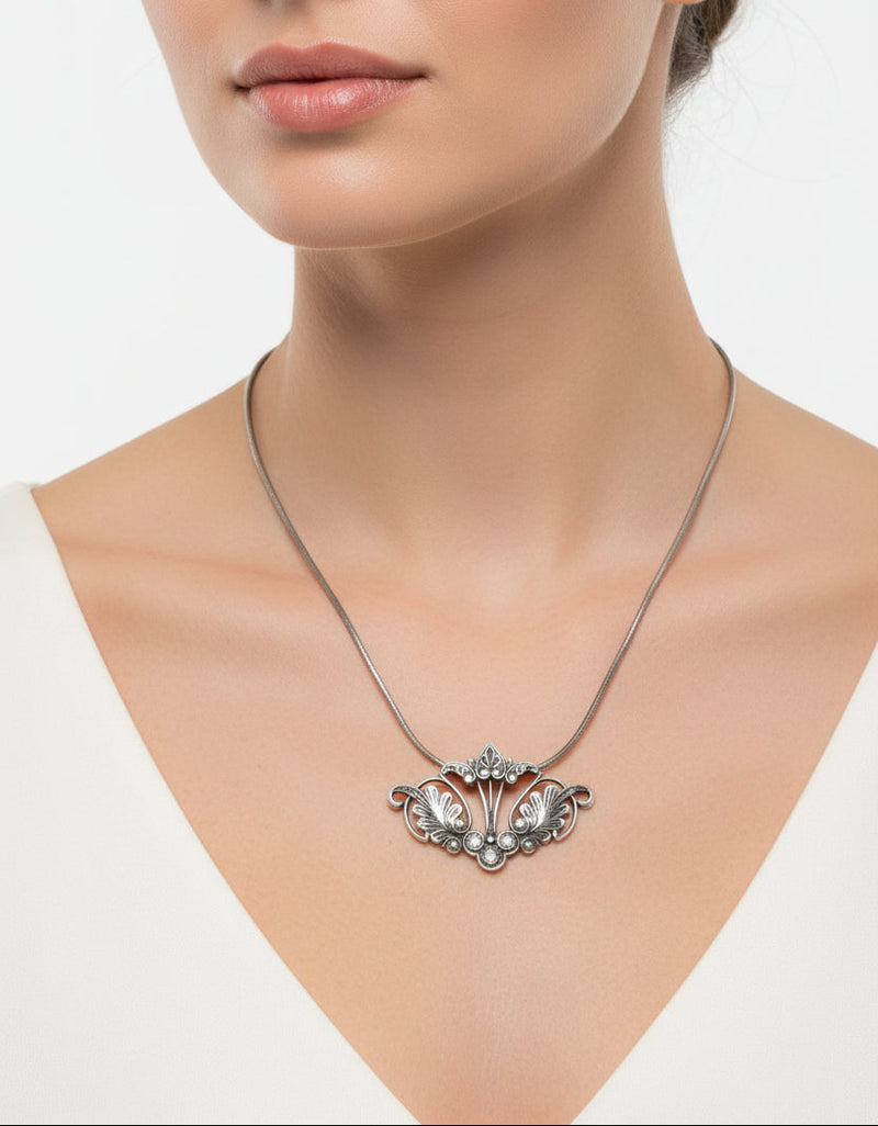 SS Vtg. Floral Pendant Chain