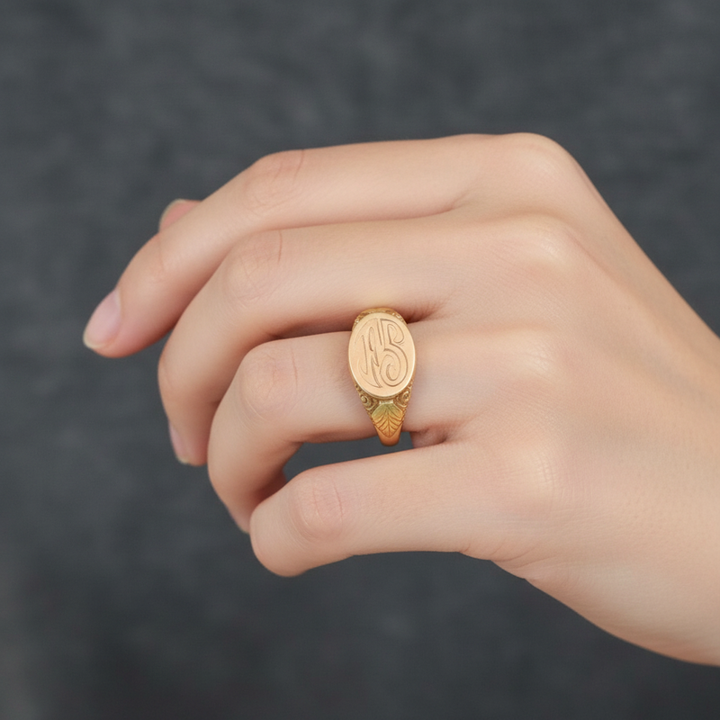 Vintage 10K Signet Ring two tone