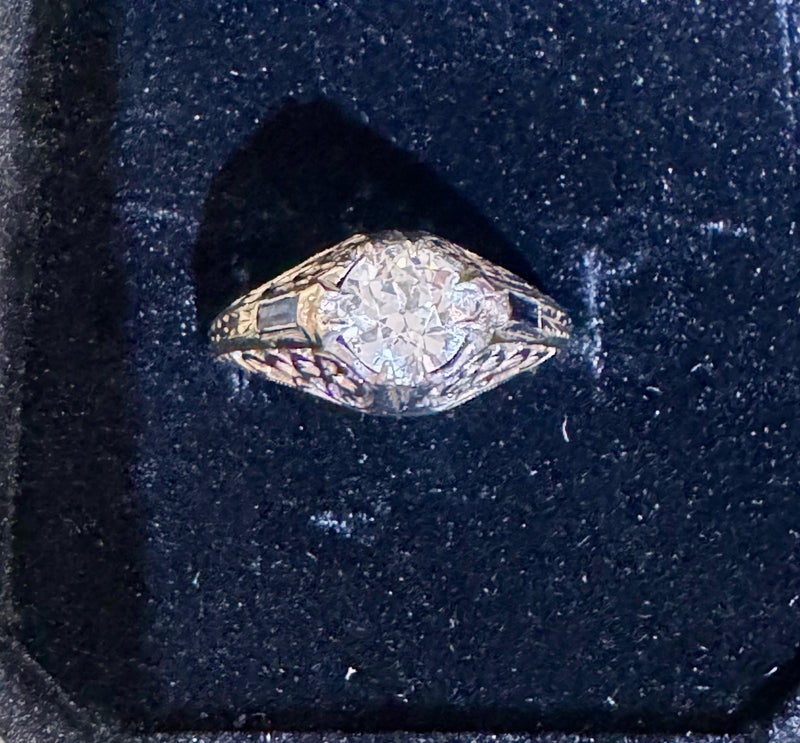18K Deco filigree 0.91 diamond ring with sapphire