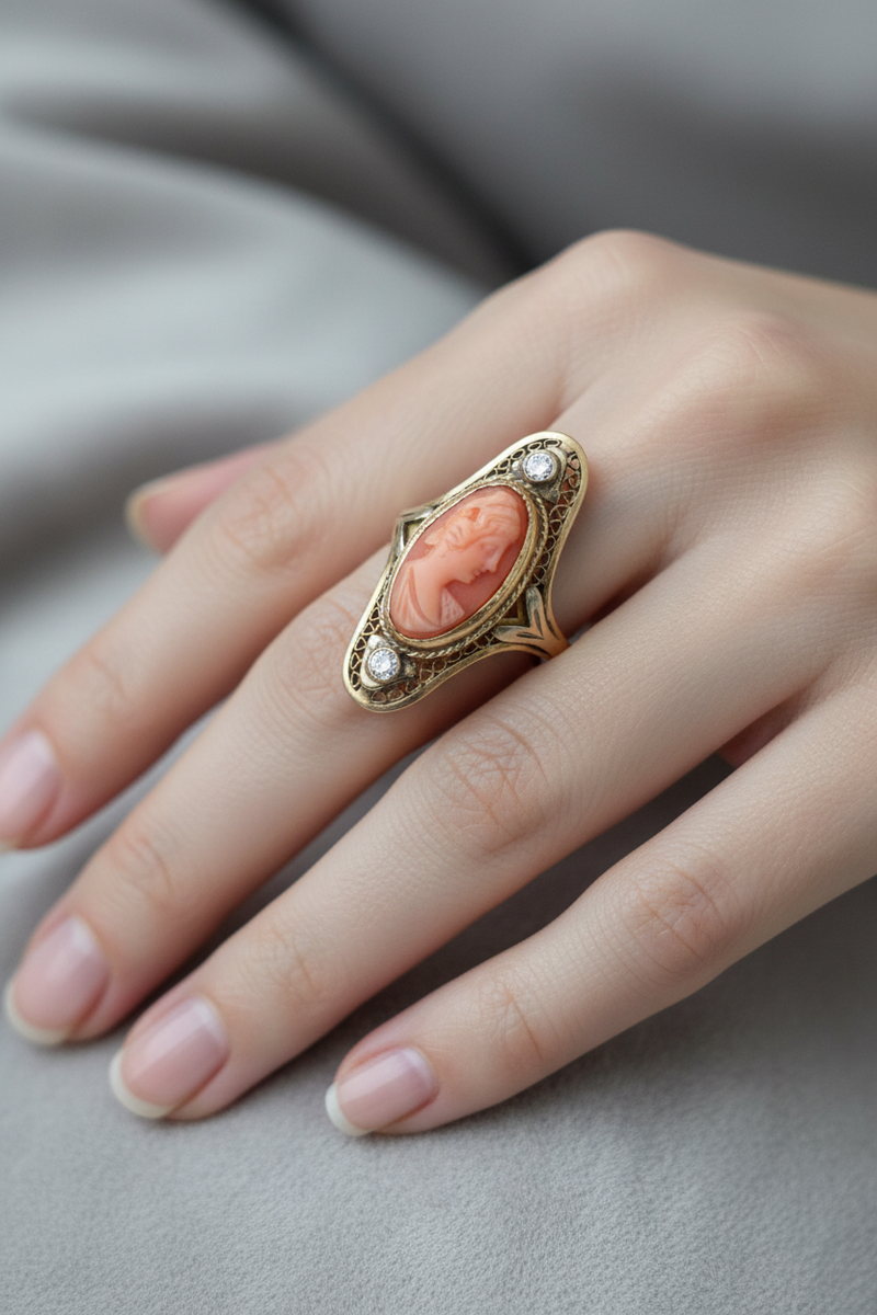 VCT 10K Cameo ring with diamonds