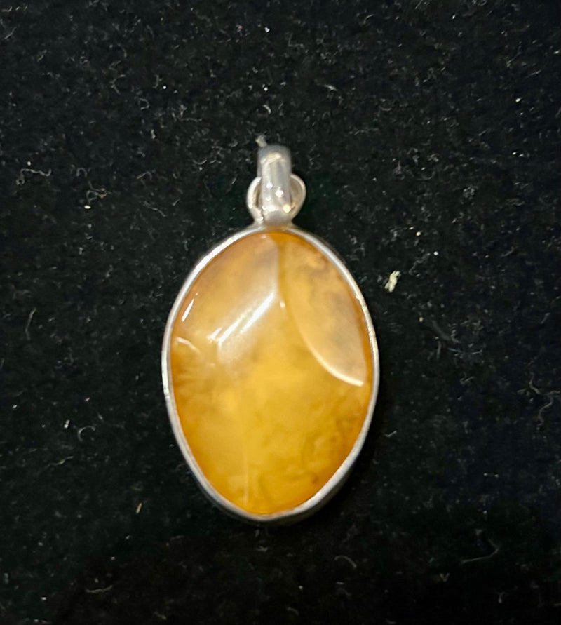 SS Amber Pendant
