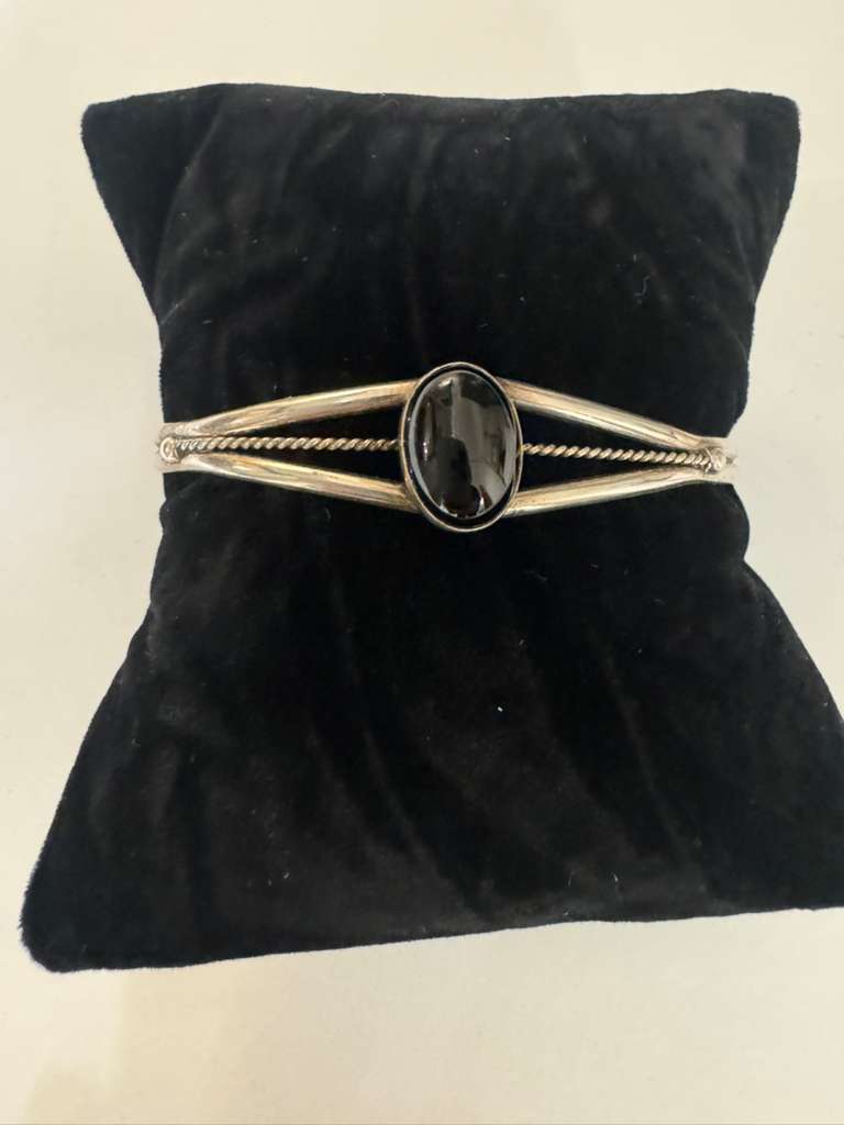 SS Onyx cuff