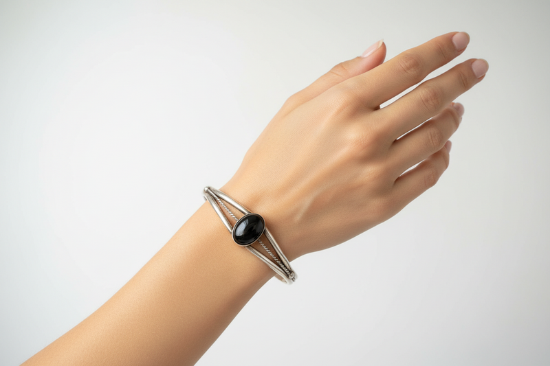 SS Onyx cuff