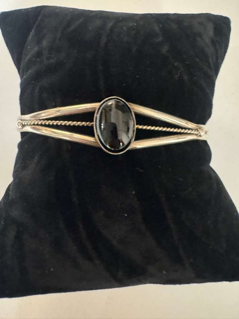 SS Onyx cuff