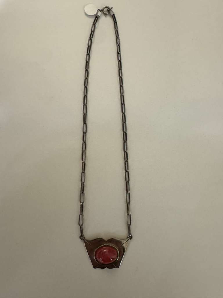 SS amber necklace