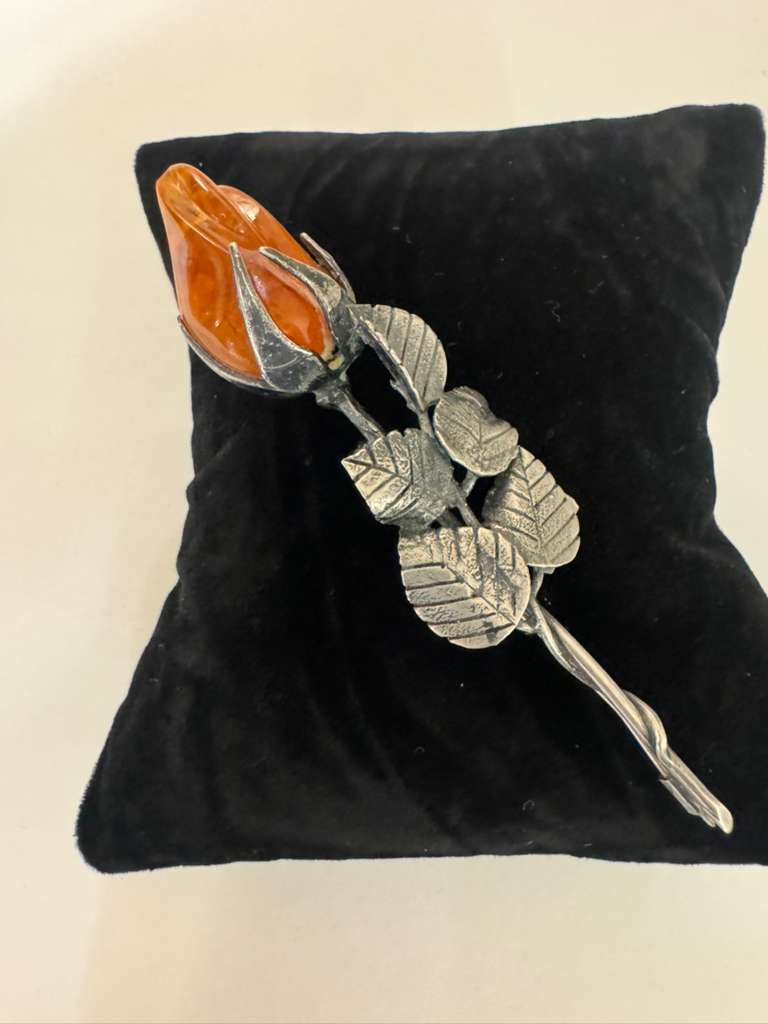SS Rose Pin