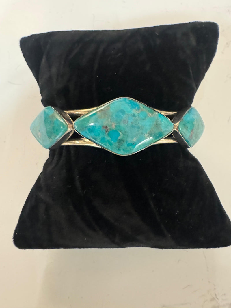 SS Turq 3 stone cuff