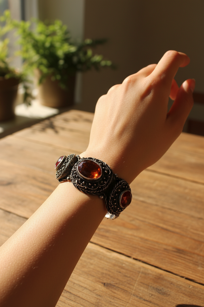 3 amber color Stone 800 silver bangle