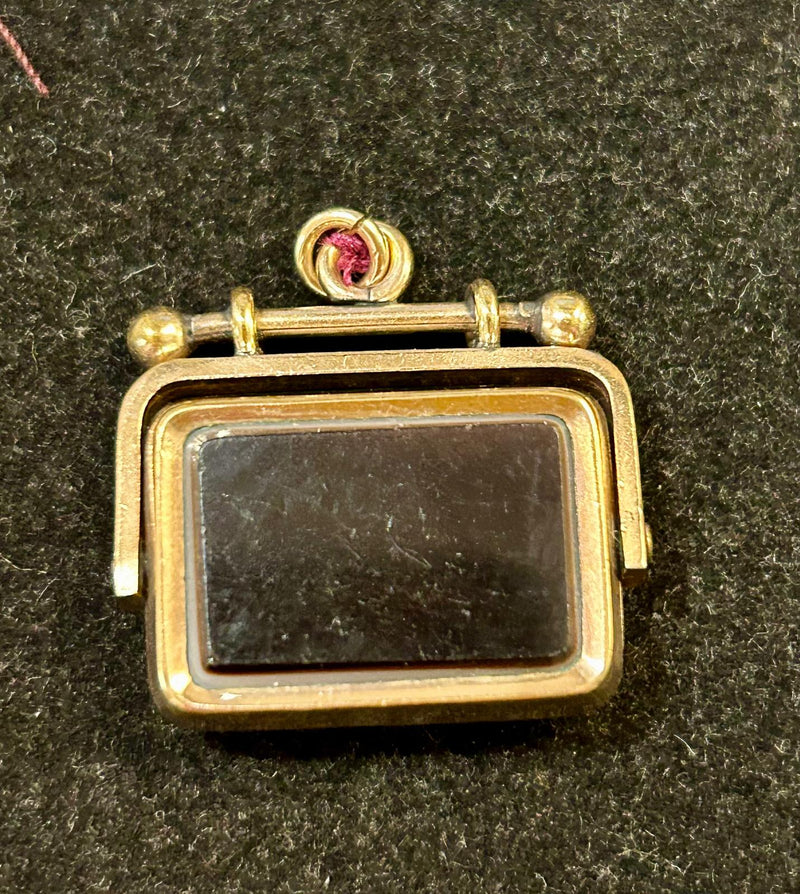 GF Flip fob onyx and Carn