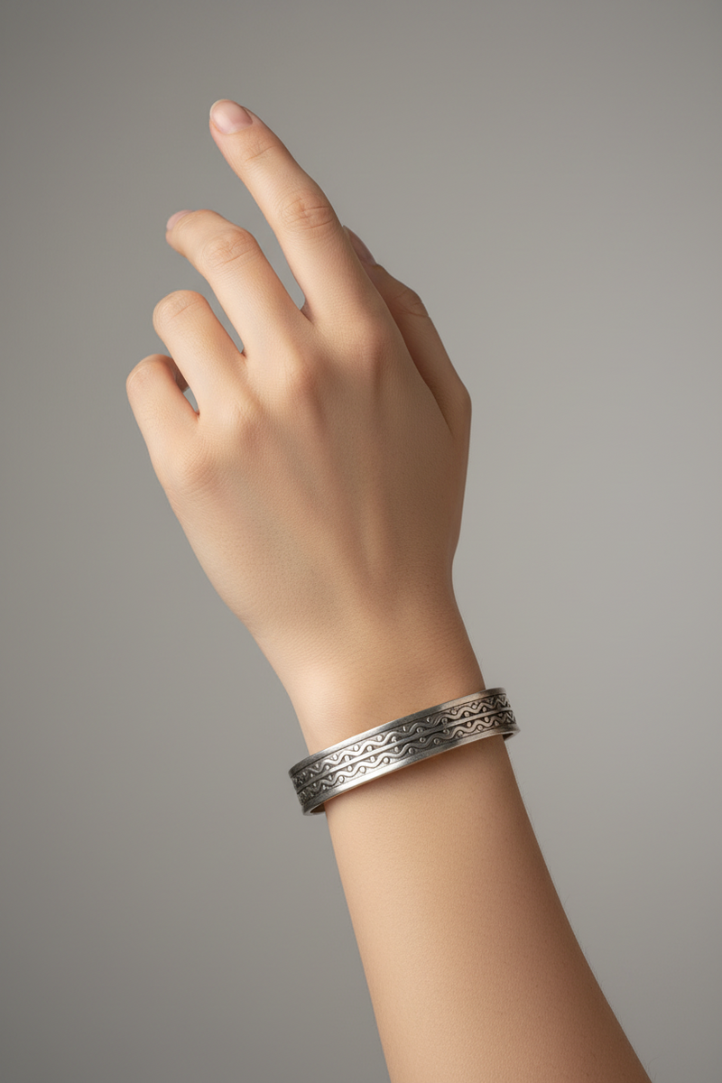 Base metal cuff