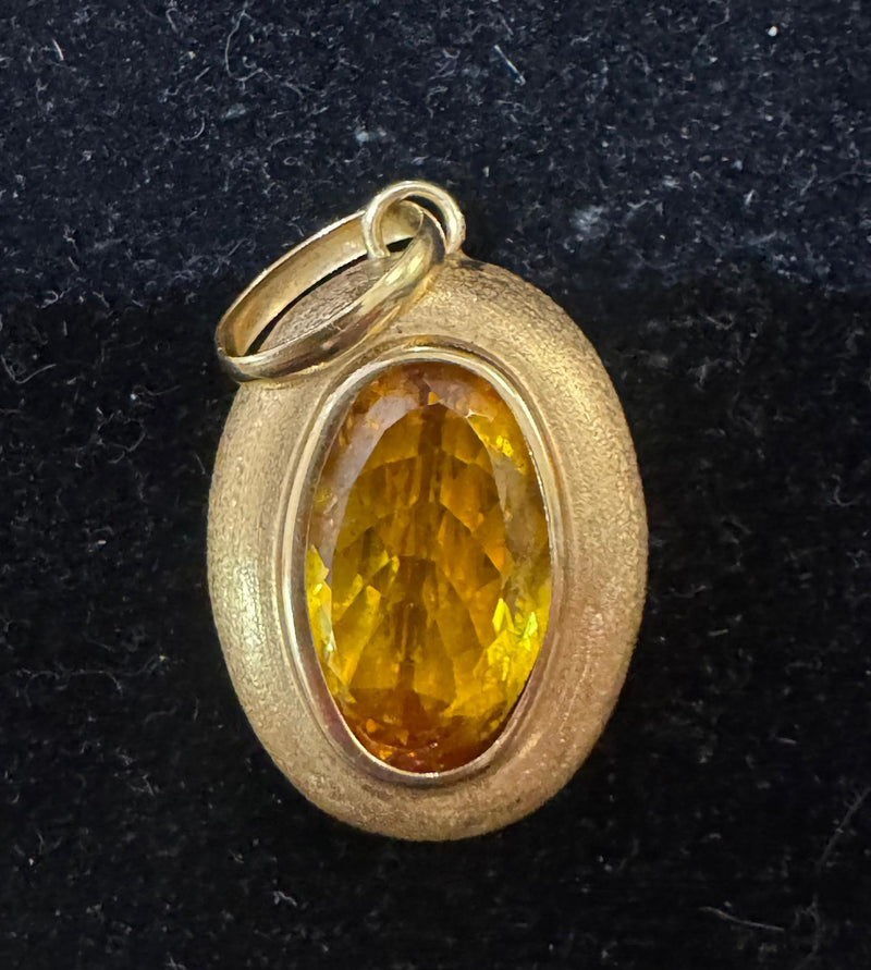 18k Citrine Pendant