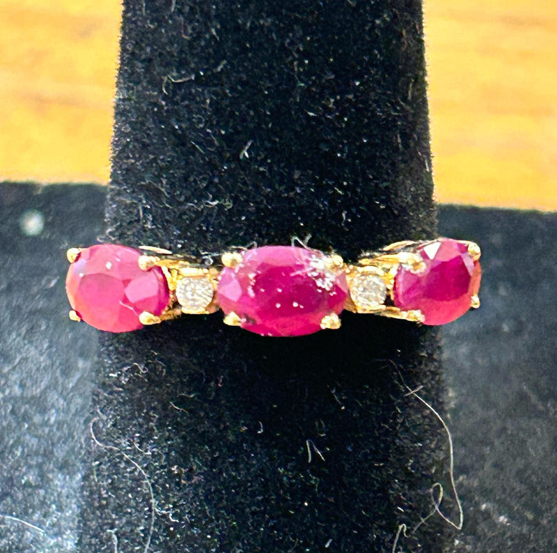 Ruby and Diamond Ring in 14K Yellow Gold - KGR 17132
