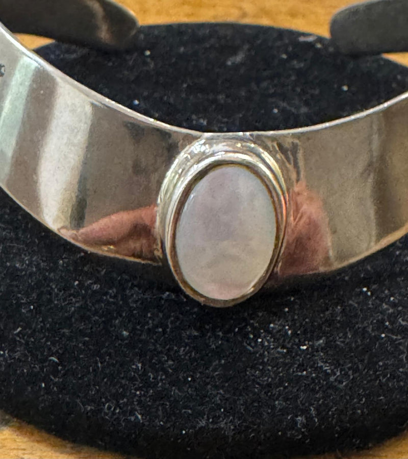 MOP Cuff