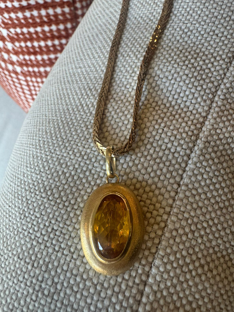 18k Citrine Pendant