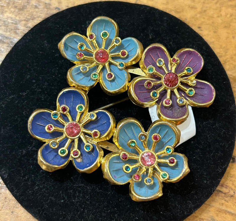 Vintage four flower pin