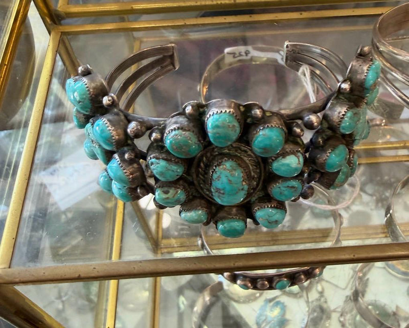 1940's sterling silver Navajo turquoise cluster cuff 5 inch with 1 1/4 inch opening
